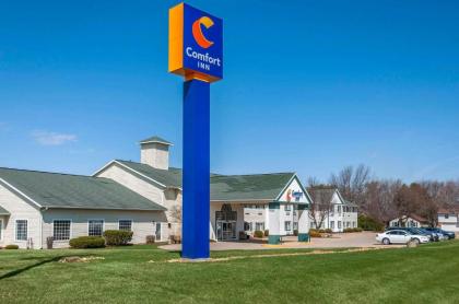 Comfort Inn Dyersville Iowa - image 13