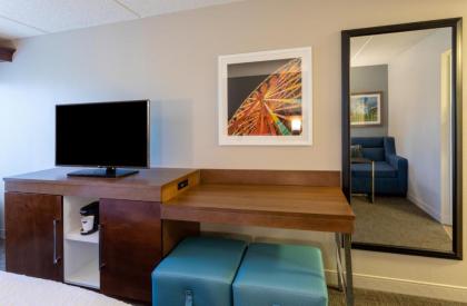 Hampton Inn Minneapolis/Eagan - image 6