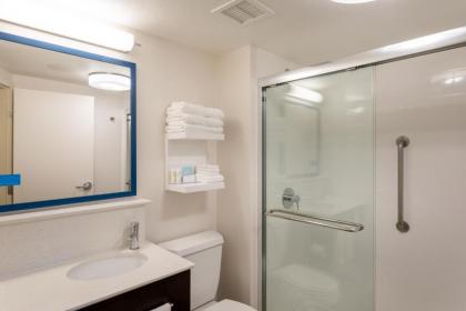 Hampton Inn Minneapolis/Eagan - image 8