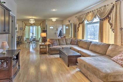 Beautiful 6BR Home Near Airport and Mall of America! - image 1