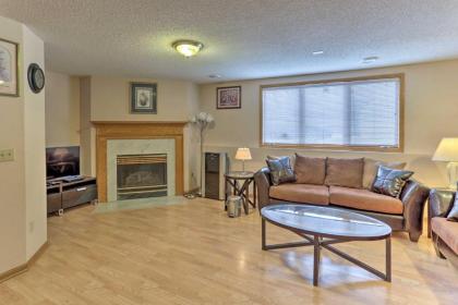 Beautiful 6BR Home Near Airport and Mall of America! - image 4