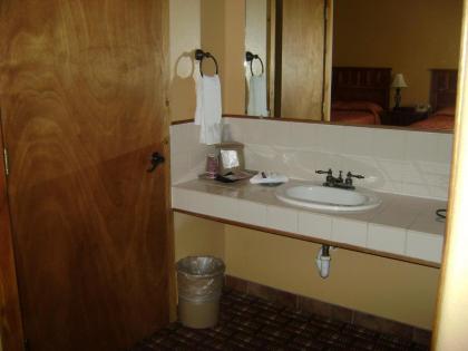 Camino Real Hotel - image 15