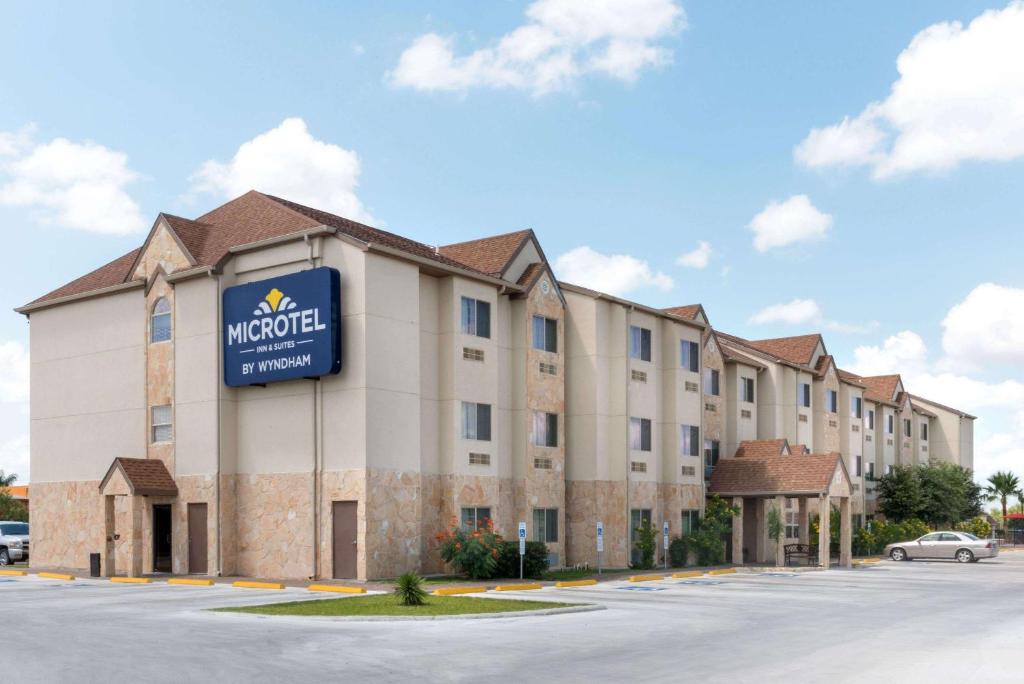 Microtel Inn and Suites Eagle Pass - main image