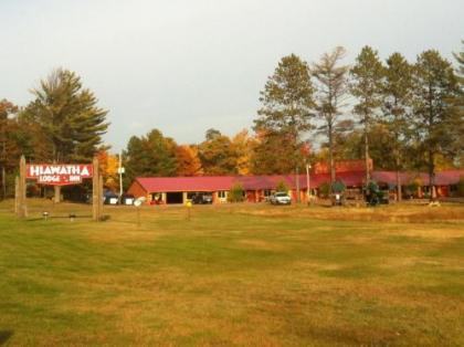 Hiawatha Lodge Inn - image 5