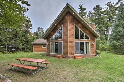 Eagle River Home with Paddle Board and 2 Kayaks! - image 15