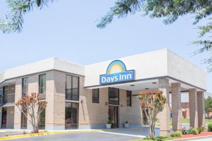 Days Inn by Wyndham Easley West Of GreenvilleClemson Area Easley South Carolina