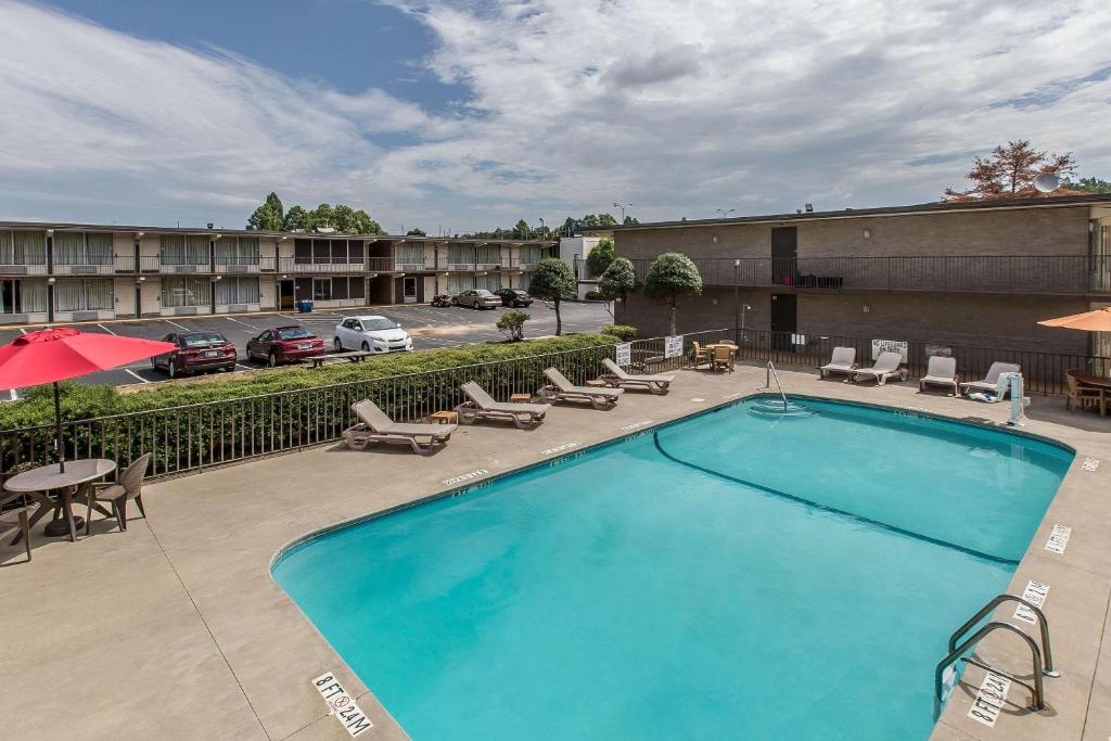 Quality Inn Easley - image 5