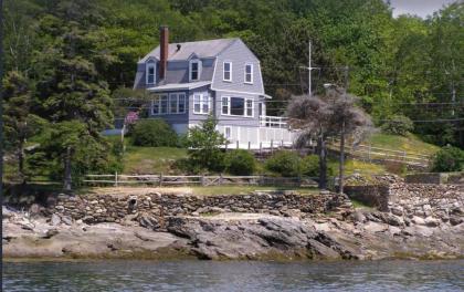 Spruce Ledge East Boothbay