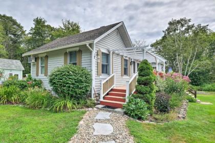 Charming East Boothbay Cottage with Large Yard! - image 10