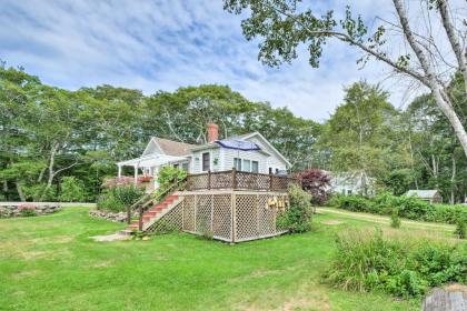 Charming East Boothbay Cottage with Large Yard! - image 7