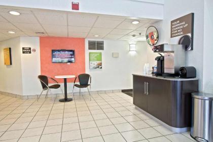 Motel 6-East Brunswick NJ - image 9