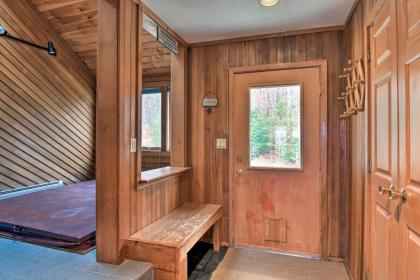 Ski-in Condo with Hot Tub on Burke Mtn Slopes! - image 15