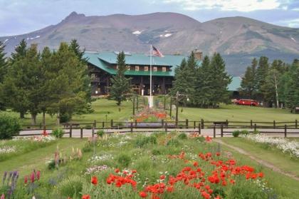 Glacier Park Lodge - image 7