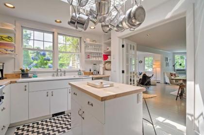 1890s East Hampton Farmhouse in Amagansett Area! - image 14