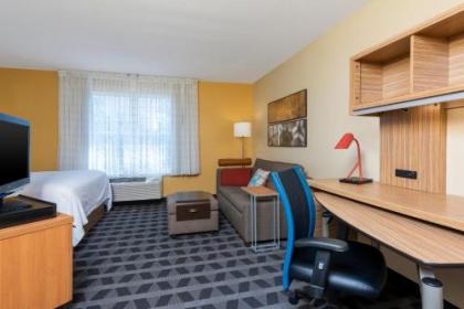 TownePlace Suites by Marriott East Lansing - image 8