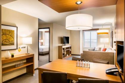 Hyatt Place East Moline/Quad Cities - image 15