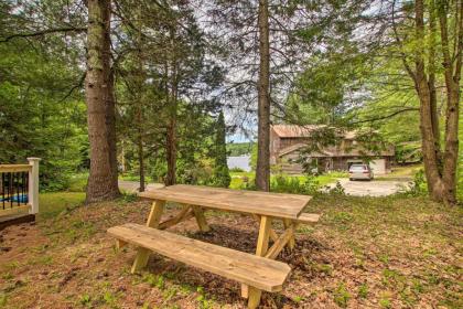 East Otis Romantic Cottage with Deck and BBQ! - image 13