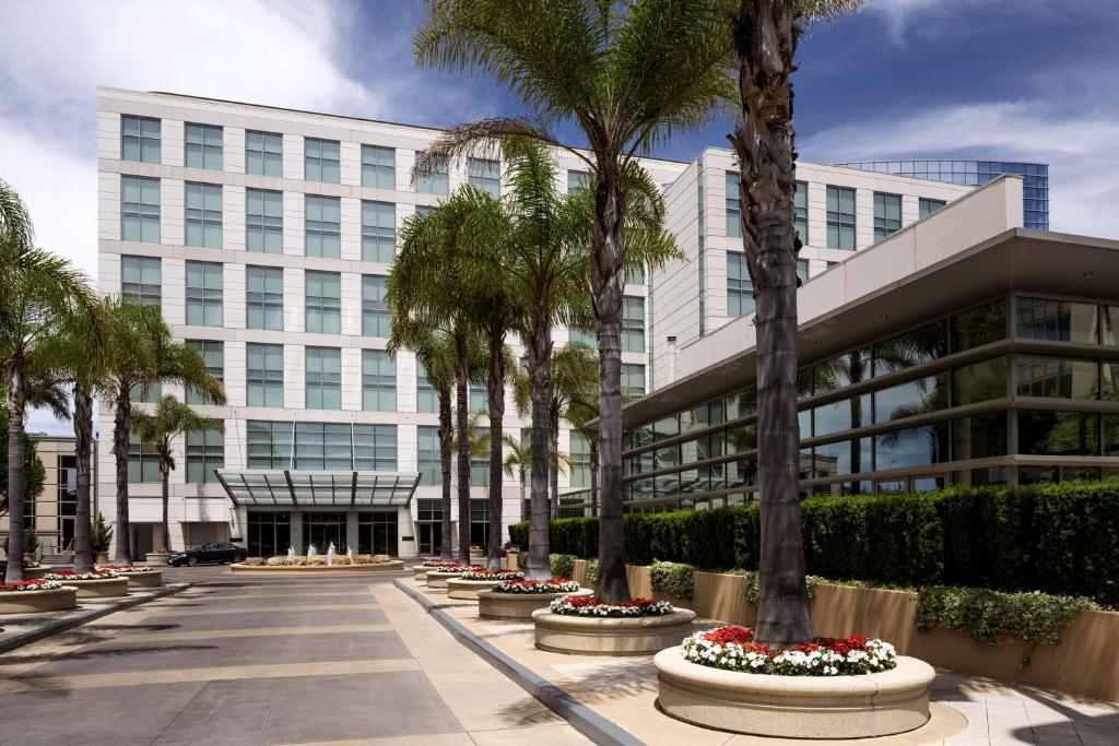 Four Seasons Hotel Silicon Valley at East Palo Alto - main image