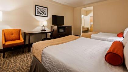 Best Western Plus Peoria - image 9