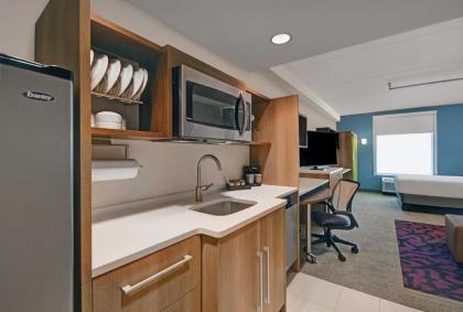 Home2 Suites by Hilton Atlanta Airport North - image 8