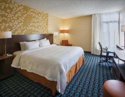 Fairfield Inn by Marriott East Rutherford Meadowlands - image 11