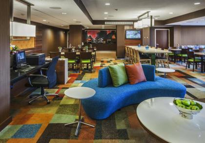 Fairfield Inn by Marriott East Rutherford Meadowlands - image 14