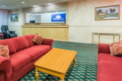 Days Inn by Wyndham East Stroudsburg - image 13