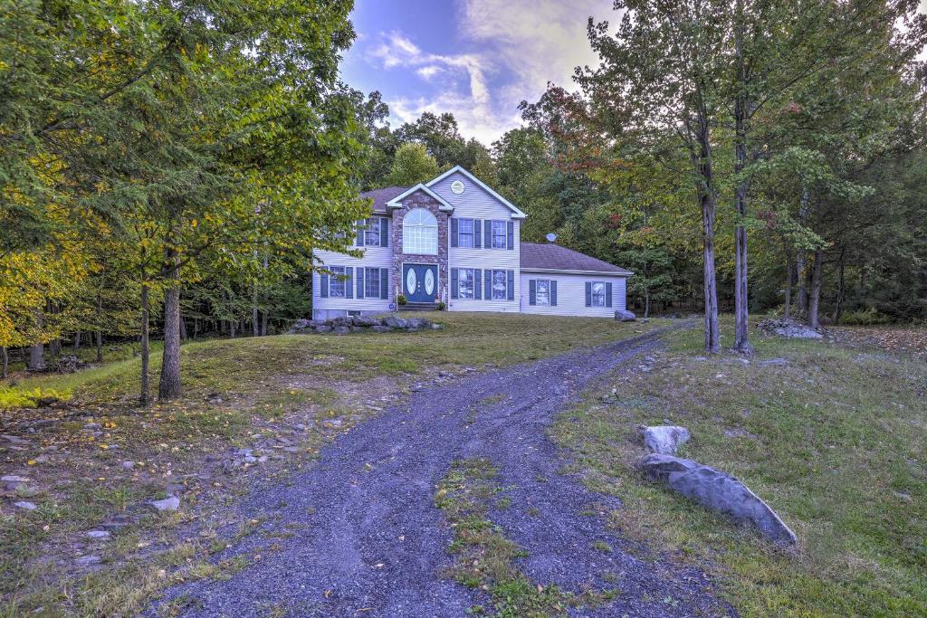 Peaceful East Stroudsburg House with Deck and Grill! - main image