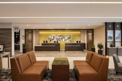 DoubleTree by Hilton Syracuse - image 14