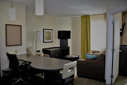 Candlewood Suites - East Syracuse - Carrier Circle an IHG Hotel - image 13