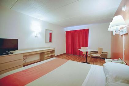 Motel 6-East Syracuse NY - image 10