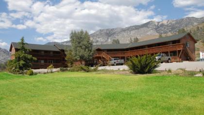 Corral Creek Lodge - image 1