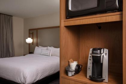 Fairfield Inn & Suites by Marriott Boston Walpole - image 11