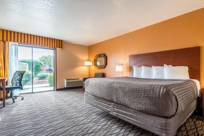 SureStay Hotel by Best Western Wenatchee - image 9