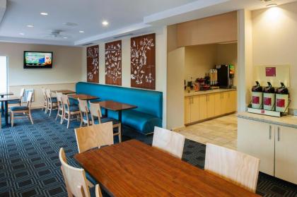 TownePlace Suites by Marriott Bethlehem Easton/Lehigh Valley - image 2
