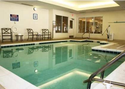 Hampton Inn Easton - image 9