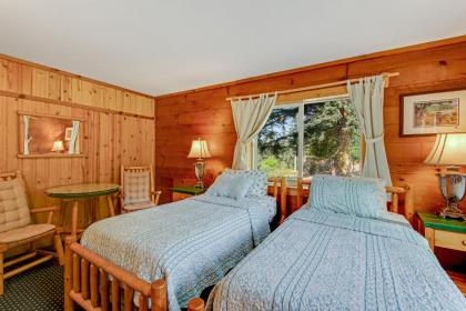 Deer Harbor Inn - image 3