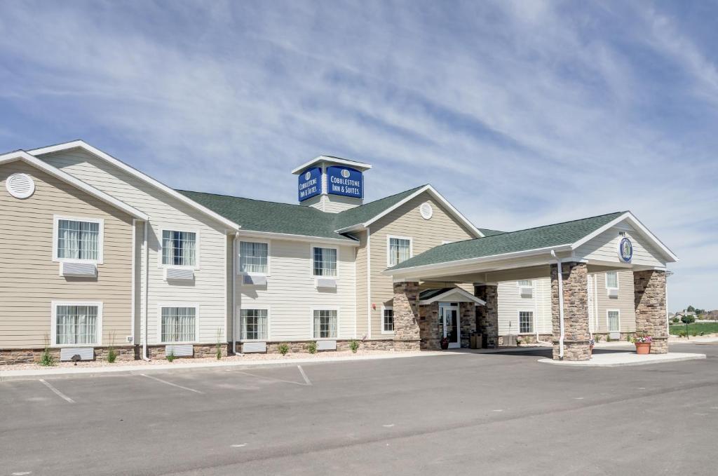 Cobblestone Inn and Suites - Eaton - main image