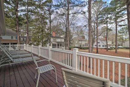 Home Overlooking Lake Oconee with Resort Amenities! - image 9