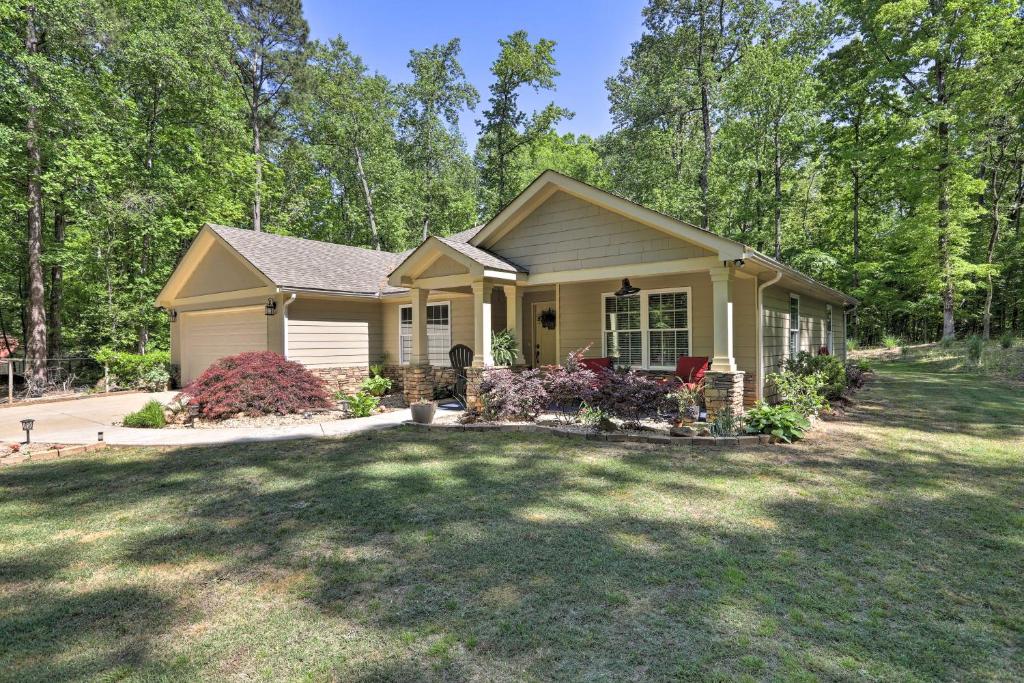 Idyllic Eatonton House with Patio Lake Access! - main image