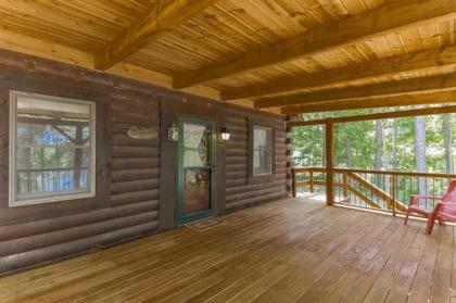 Secluded River Bend Retreat with Private Dock and Kayaks - image 6