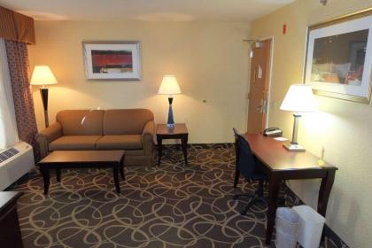 Best Western Plus Eau Claire Conference Center - image 12