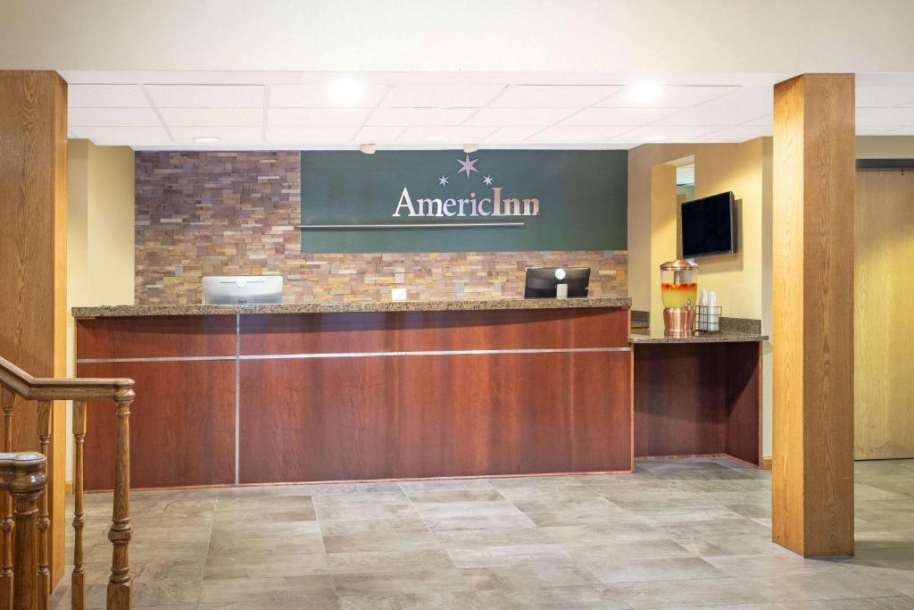 AmericInn by Wyndham Eau Claire - image 2