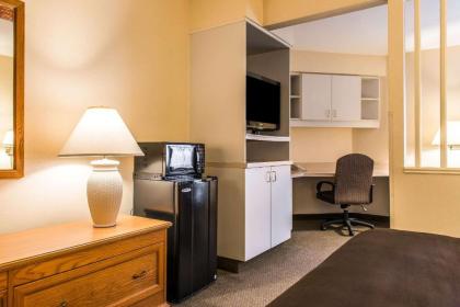 Quality Inn Ebensburg - image 14