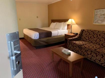 Red Carpet Inn & Suites Ebensburg - image 7