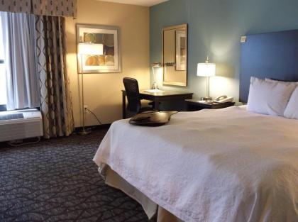 Hampton Inn Eden - image 7