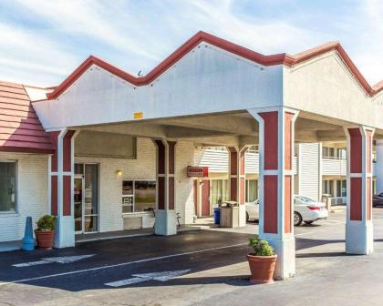 Econo Lodge Eden - image 1