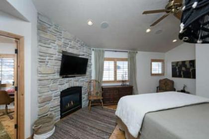 Powder Mountain Town Home With Movie Theater Room C103 - image 8