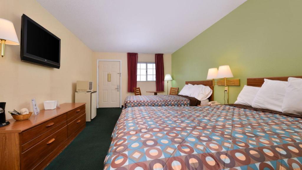 Americas Best Value Inn Edenton - image 4