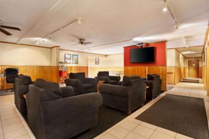 Travelodge by Wyndham Edgemont - image 11